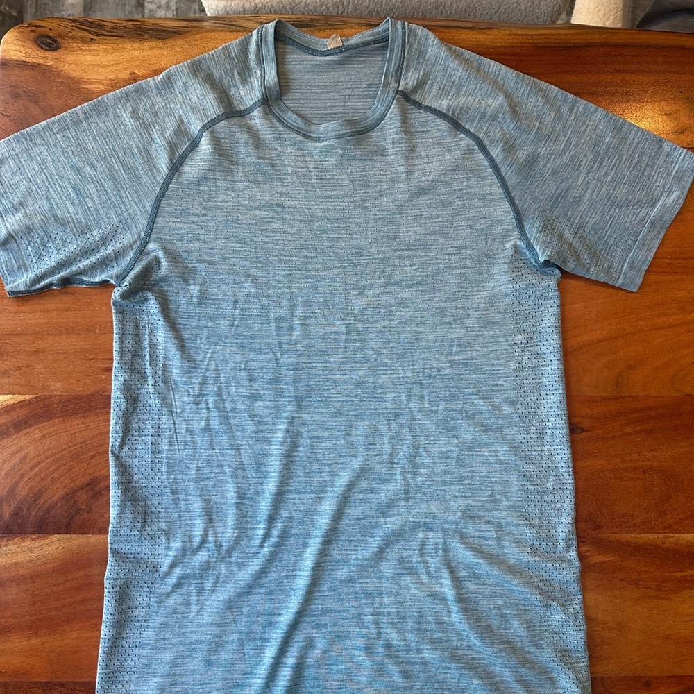 Men’s Lululemon Metal Vent Tech Short Sleeve XS